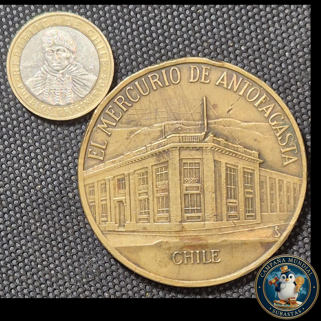 A1014 MEDALLA CONMEMORATIVA DE LOS CINCUENTA AÑOS (1806-1956) DEL MERCURIO DE ANTOFAGASTA     CHILE