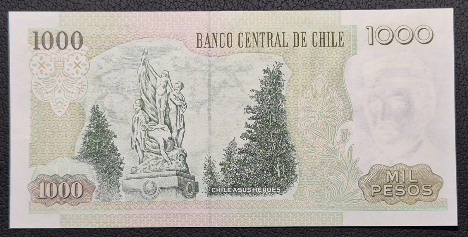 C356 .- BILLETE DE 1000 PESOS AÑO: 2001  FIRMAS: MASSAD-CARRASCO (SIN IMPRESO CASA DE MONEDA) XF CHILE