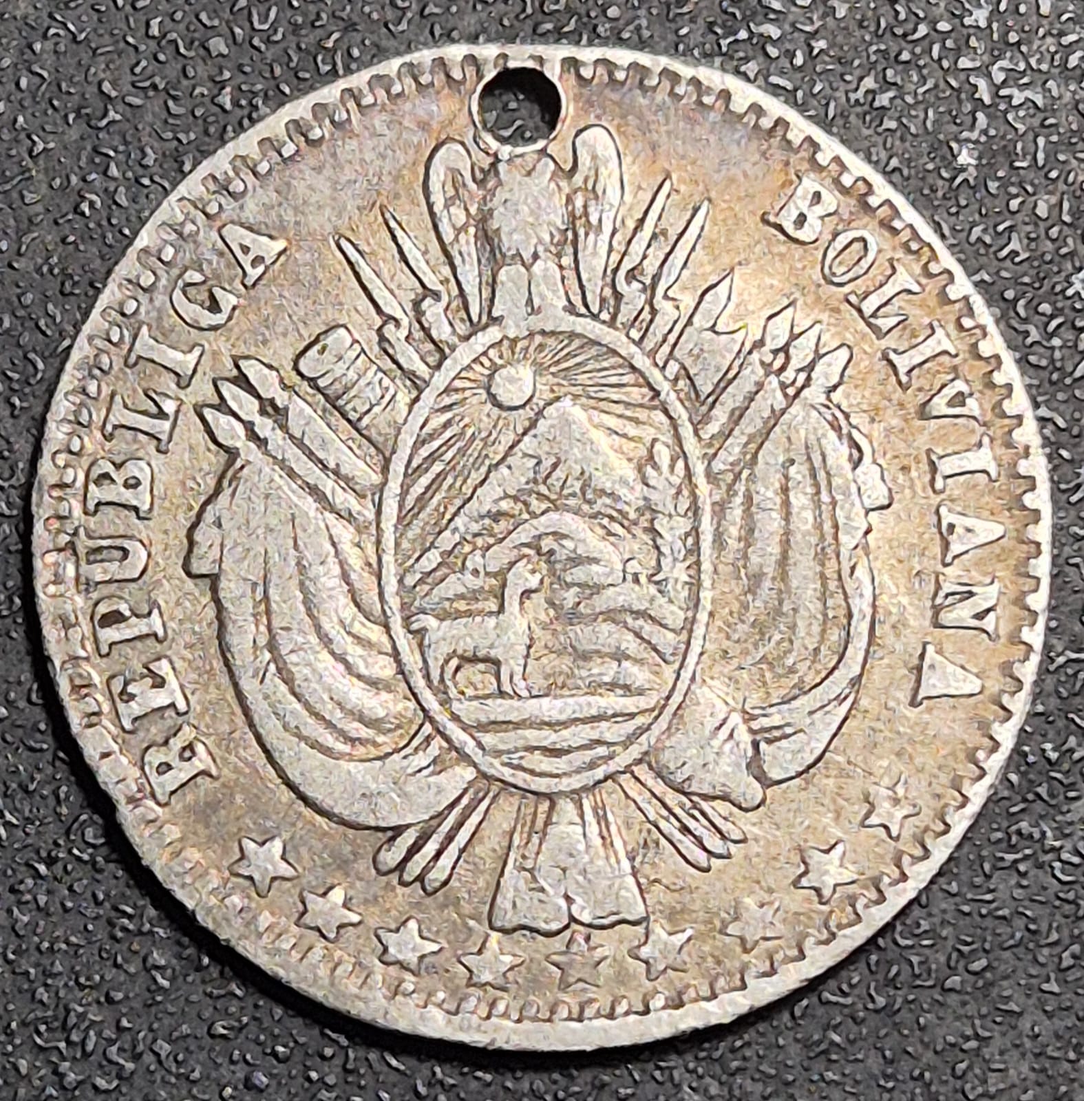 B637 .- MONEDA DE UN DÉCIMO DE SUELDO (50 C)   AÑO: 1865 PERFORADA    BOLIVIA